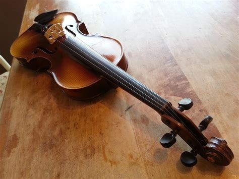 Legendary Musicians and Their Stradivarius Violins